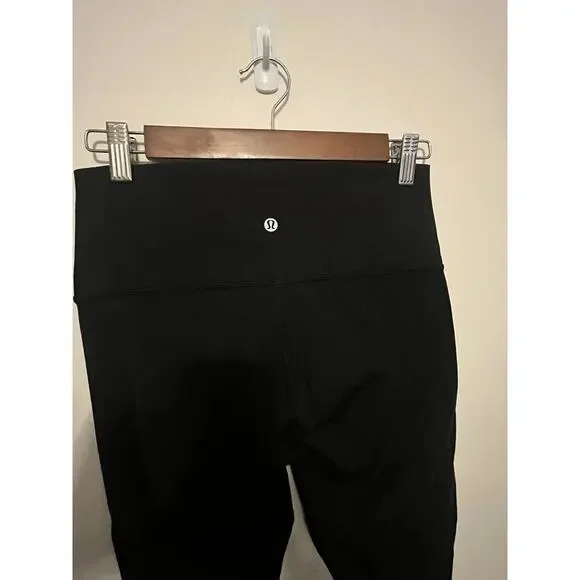 Lululemon Wunder Under Crop Leggings •Women 8• Black Stretch Hi Rise W6AGZS - Picture 8 of 9